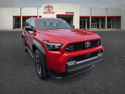 Certified 2026 Toyota 4Runner TRD Off-Road AWD/4WD image 3