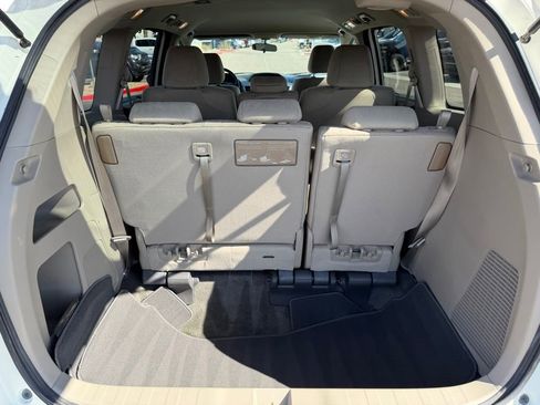 Used 2015 Honda Odyssey EX image 17