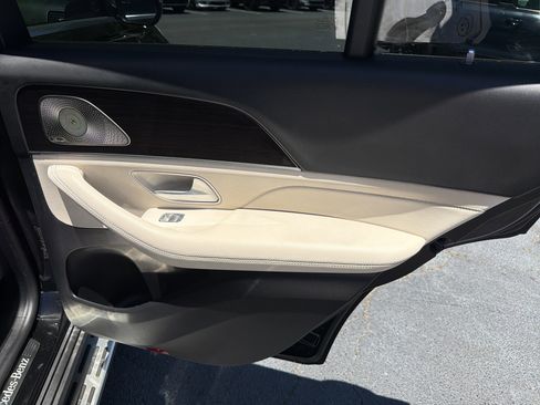 Used 2022 Mercedes-Benz GLE 350 image 16