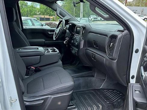 Used 2020 Chevrolet Silverado 1500 W/T w/ WT Value Package AWD/4WD image 8