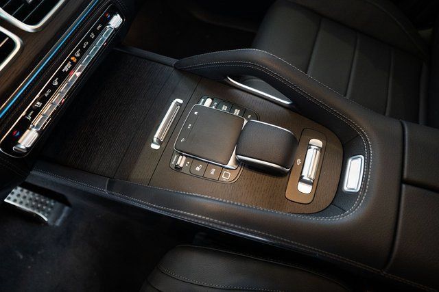 Certified 2026 Mercedes-Benz GLS 450 4MATIC image 19