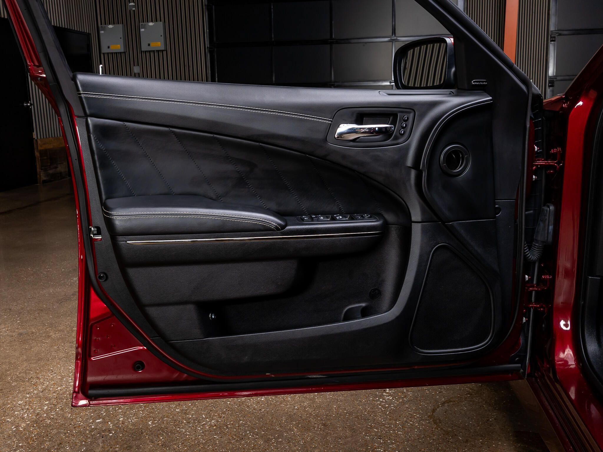 Used 2019 Dodge Charger SRT Hellcat w/ Harman/Kardon Audio Group RWD image 29
