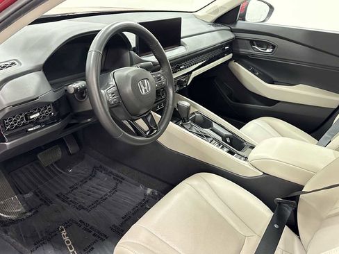 Used 2024 Honda Accord EX-L image 12