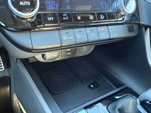 Certified 2025 Hyundai Elantra Sport image 11