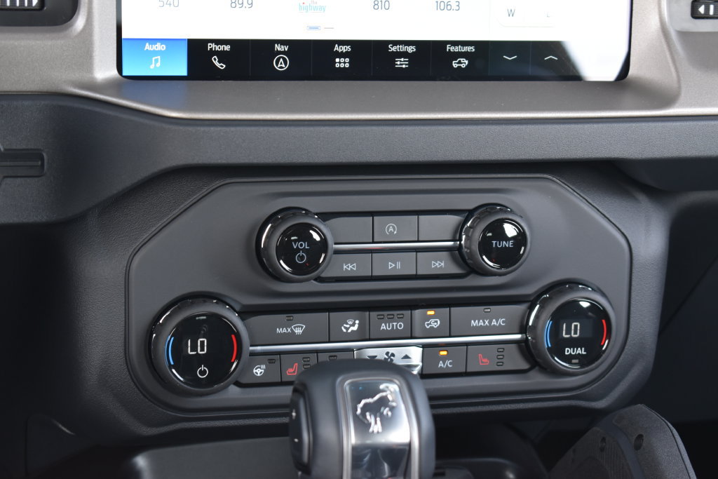 New 2026 Ford Bronco Outer Banks w/ Sasquatch Package AWD/4WD image 19
