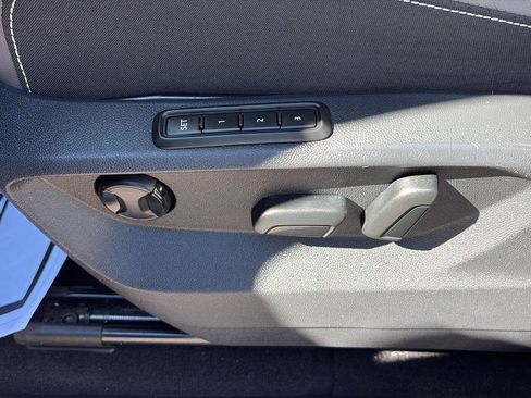 Used 2021 Volkswagen Atlas SEL Premium image 12