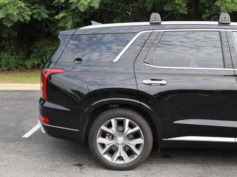 Used 2022 Hyundai Palisade Limited FWD image 12