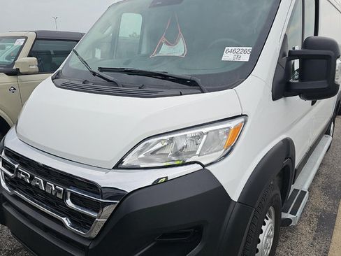 Used 2025 RAM ProMaster 2500 w/ U-Haul Equipment Group FWD image 9