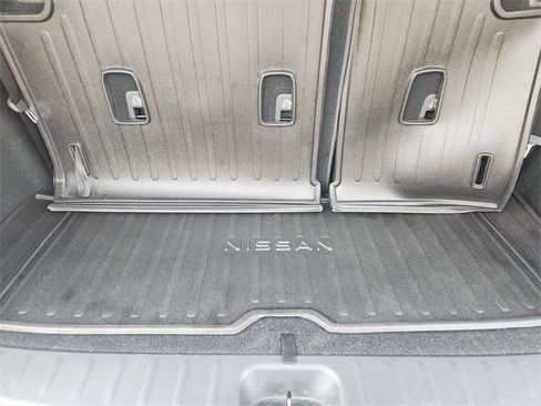 Used 2024 Nissan Pathfinder Platinum image 33