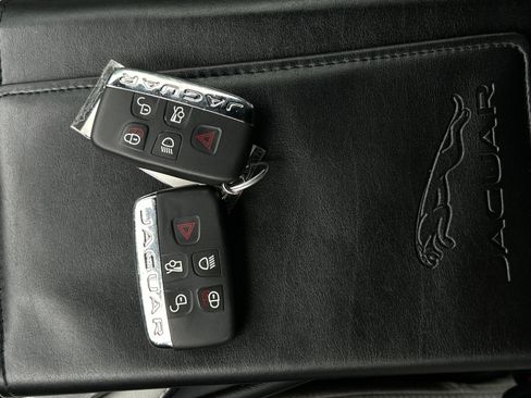 Used 2016 Jaguar F-TYPE Convertible image 54