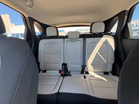 Used 2023 Ford Escape Active w/ Tech Pack #1 AWD/4WD image 30