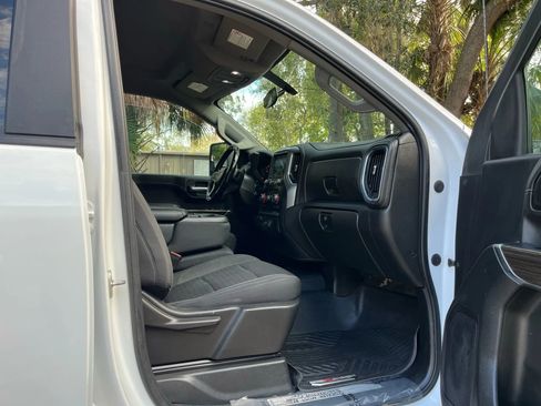 Used 2023 Chevrolet Silverado 2500 LT w/ Convenience Package image 24