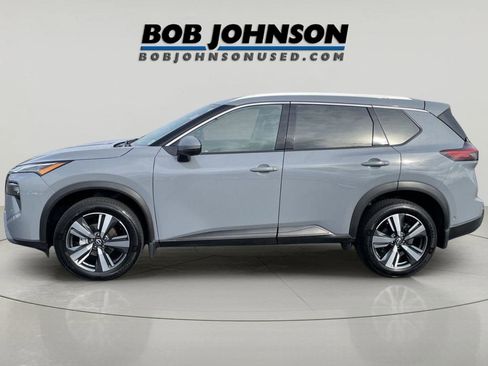 Used 2024 Nissan Rogue SL w/ SL Premium Package AWD/4WD image 6