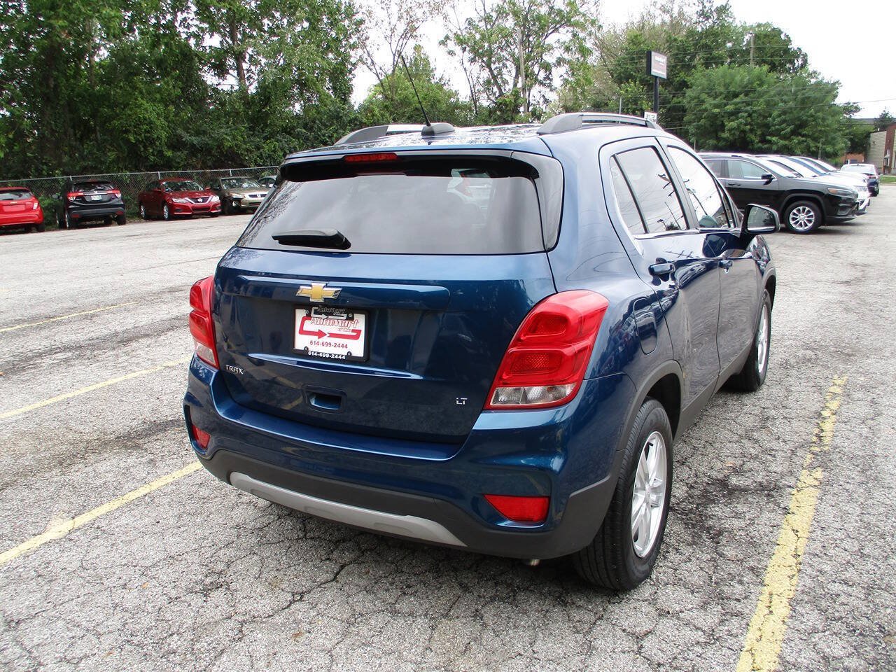 Used 2020 Chevrolet Trax LT FWD image 3