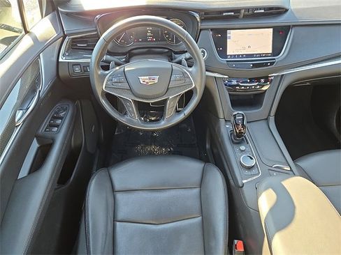 Used 2020 Cadillac XT5 Sportv image 11