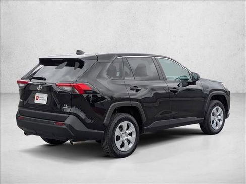 Used 2025 Toyota RAV4 LE image 5