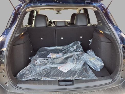 Used 2025 Nissan Kicks SR image 21