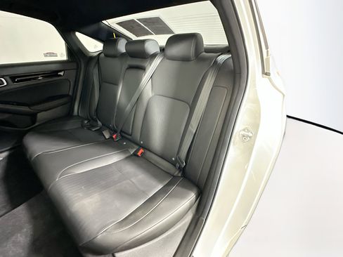 Used 2025 Honda Civic Sport image 26