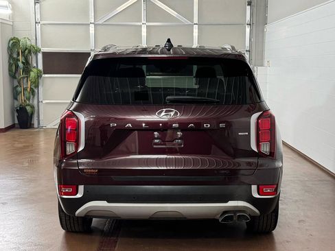 Used 2021 Hyundai Palisade SEL w/ Premium Package image 4