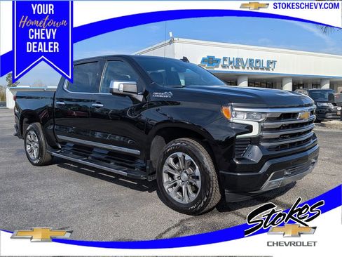 Used 2023 Chevrolet Silverado 1500 High Country RWD image 1