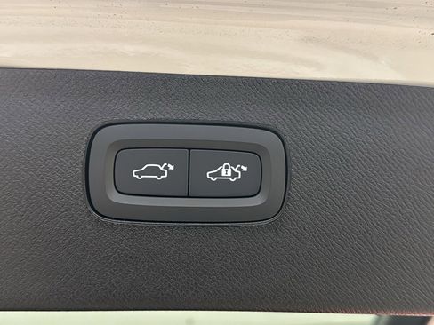 New 2026 Volvo XC90 T8 Ultra w/ Protection Package Premier AWD/4WD image 31