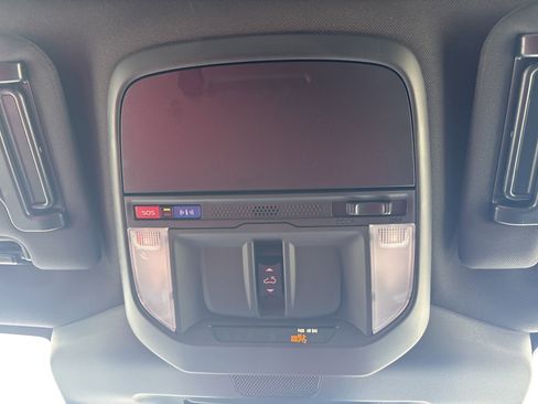 Certified 2025 Subaru Forester Premium image 26