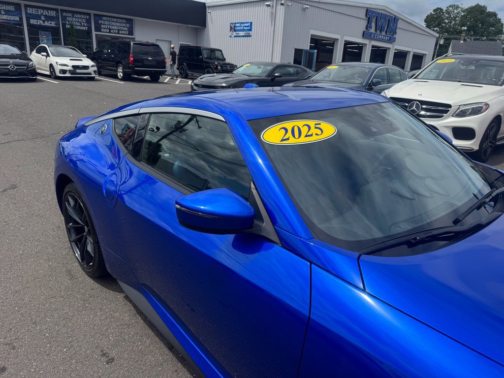 Used 2025 Nissan Z Performance w/ Floor Mat Package RWD image 11