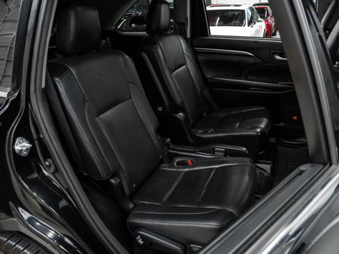 Used 2016 Toyota Highlander Limited Platinum AWD/4WD image 48