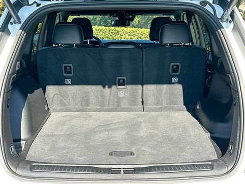 Used 2024 Jeep Grand Cherokee Altitude image 26