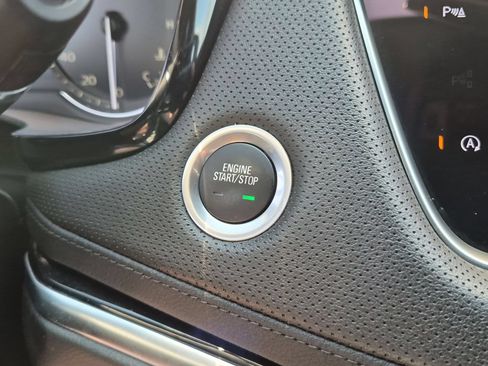 Certified 2024 Cadillac XT6 Luxury AWD/4WD image 15