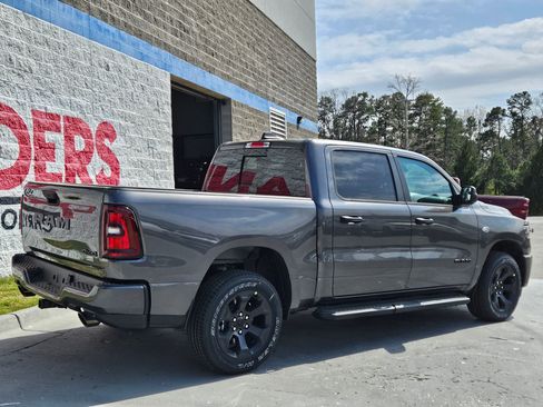 New 2026 RAM 1500 Express AWD/4WD image 7