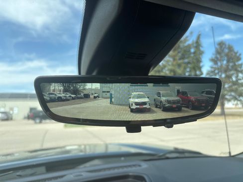 Used 2022 GMC Sierra 1500 Denali w/ Denali Reserve Package AWD/4WD image 29