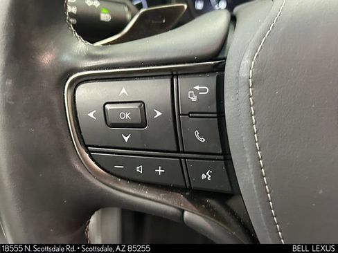 Used 2022 Lexus LS 500 w/ Interior Upgrade Package RWD image 28