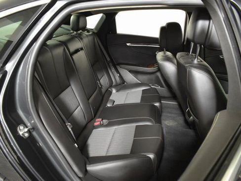 Used 2014 Chevrolet Impala LT image 24