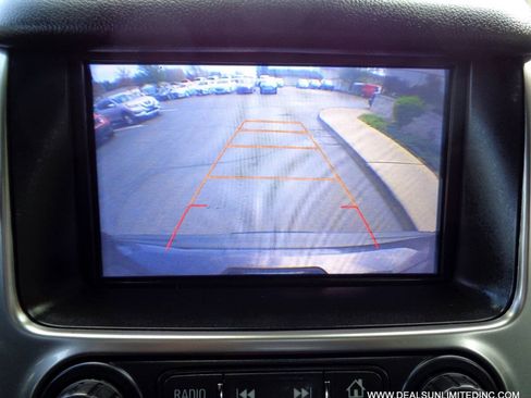 Used 2017 Chevrolet Tahoe LT AWD/4WD image 18