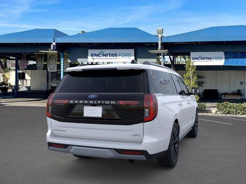 New 2026 Ford Expedition Max Platinum w/ Driver's Package image 8