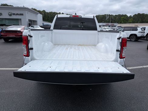 Certified 2021 RAM 1500 Big Horn RWD image 28