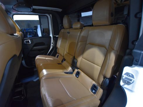 Used 2021 Jeep Gladiator Rubicon image 50