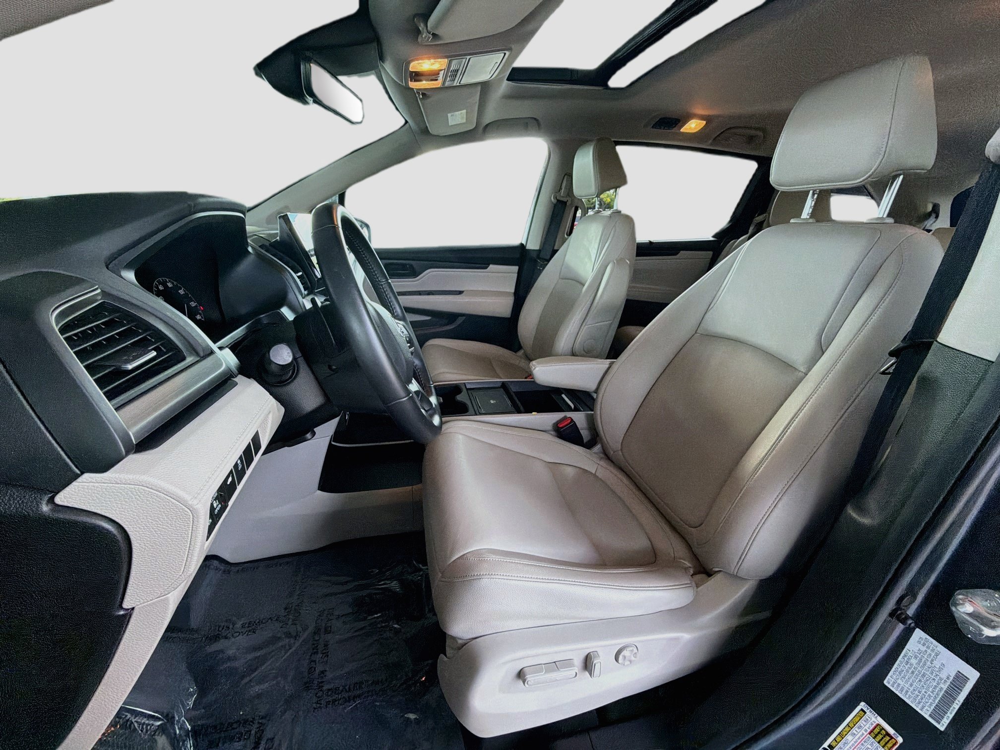 Used 2025 Honda Odyssey EX-L image 13