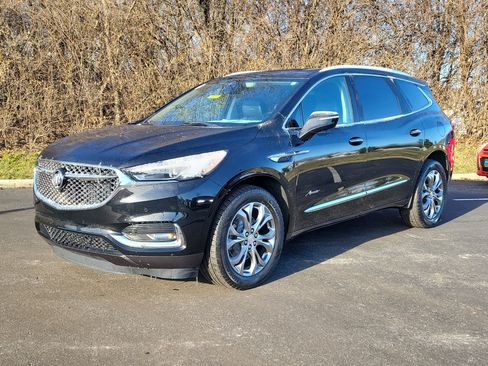 Used 2019 Buick Enclave Avenir w/ Avenir Technology Package image 2