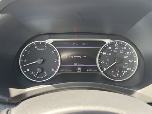 Used 2020 Nissan Sentra SV FWD image 3