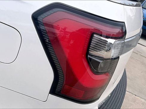 Used 2019 Ford Expedition Platinum image 27