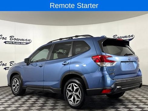 Used 2019 Subaru Forester Premium w/ All-Weather Package AWD/4WD image 8