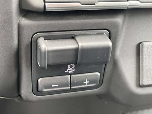 Used 2021 Chevrolet Silverado 1500 Custom Trail Boss w/ Safety Confidence Package AWD/4WD image 27