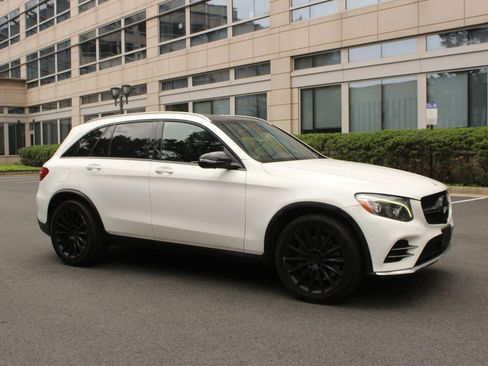 Used 2018 Mercedes-Benz GLC 43 AMG 4MATIC image 2