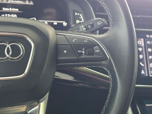 Used 2025 Audi Q7 3.0T Premium Plus AWD/4WD image 29