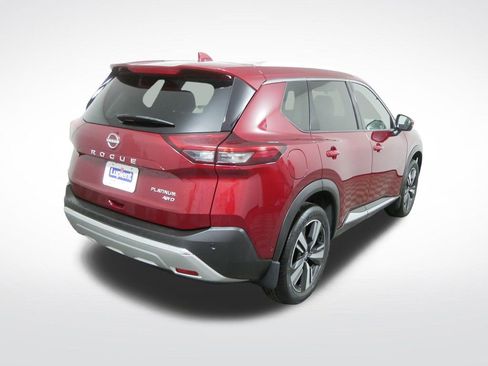 Used 2023 Nissan Rogue Platinum AWD/4WD image 4