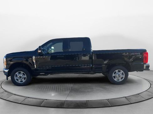 New 2026 Ford F350 XLT image 3