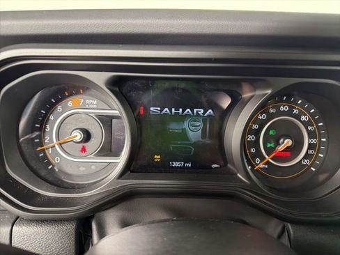 Used 2024 Jeep Wrangler Sahara w/ Safety Group image 23