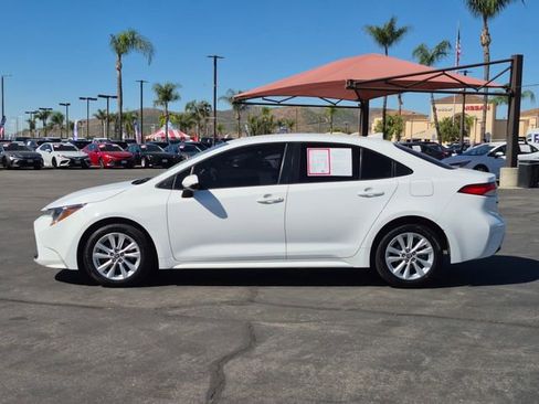 Used 2023 Toyota Corolla LE w/ LE Convenience Package image 9